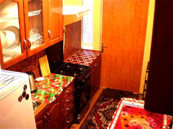 2 ком квартира Соборная-Макарова-Макдональдс 4 дивана WI-FI самый центр Николаева 2 этаж