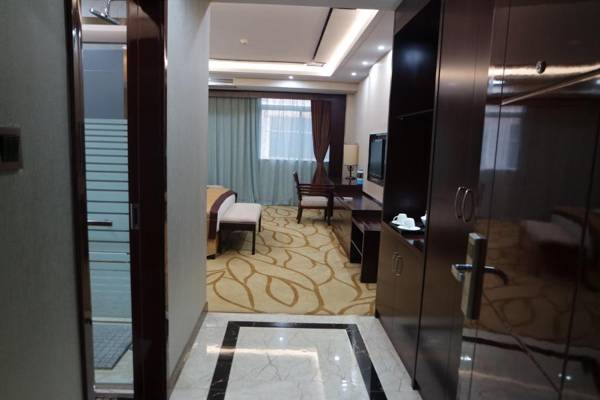 Kololo Courts Hotel and Restaurant