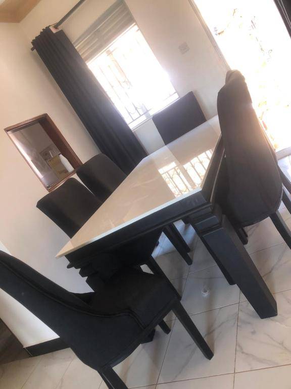 Elizabeth BB Homestay unlimited internet Netflix