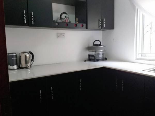 Elizabeth BB Homestay unlimited internet Netflix