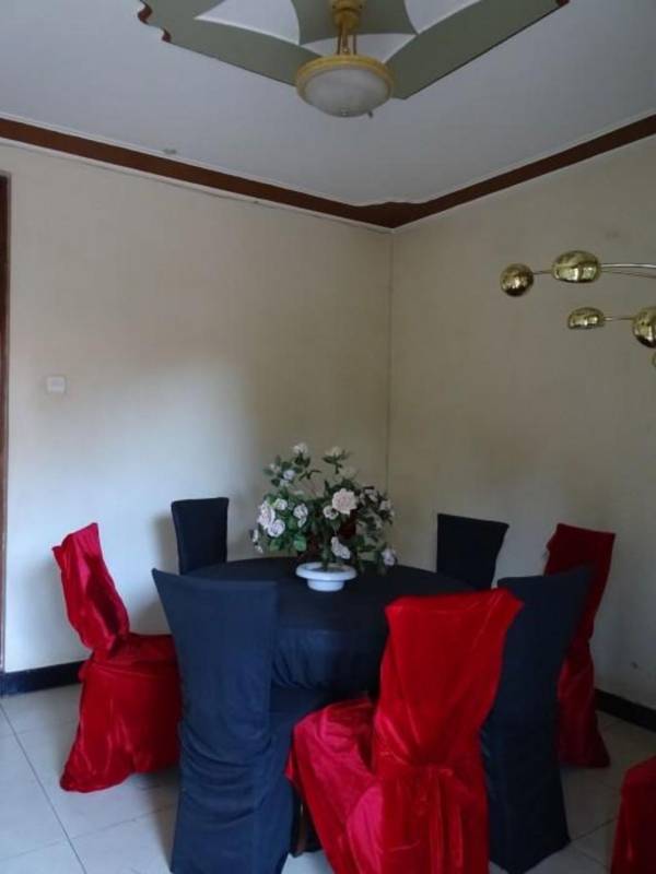 Angel's Castle Hotel