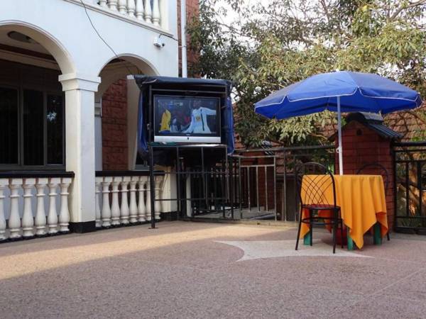 Angel's Castle Hotel