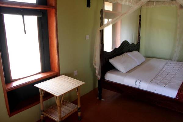 Irungu Forest Safari Lodge