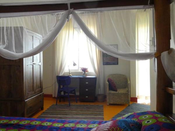 Pineapple Guest House Entebbe