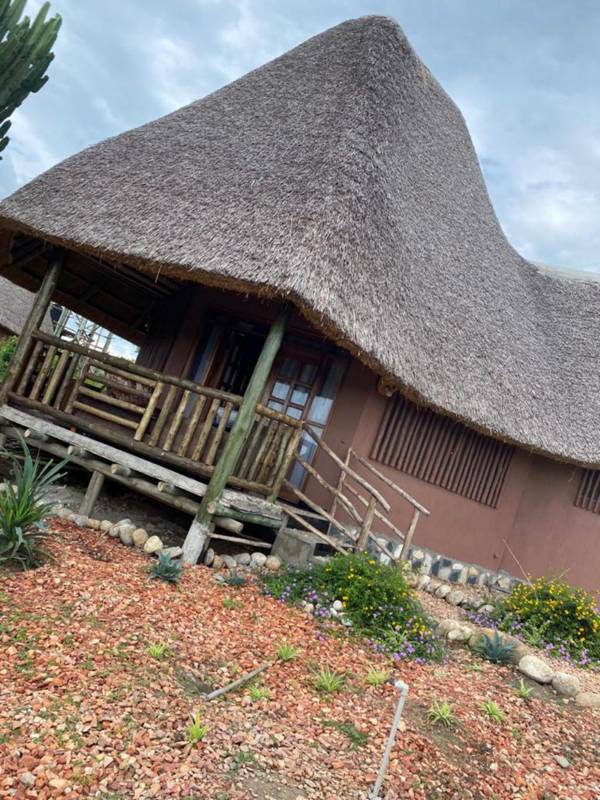 Lake Munyanyange Caves Lodge