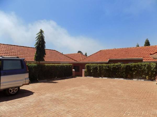 Lubowa Cottages