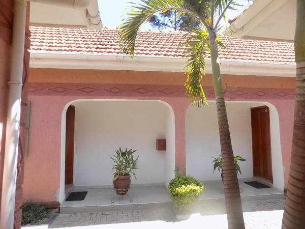 Lubowa Cottages