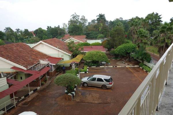 Emirina Travel Hotel