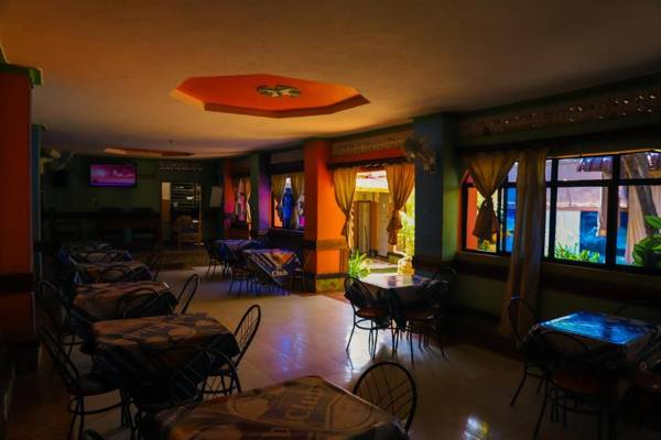 Merona Hotel