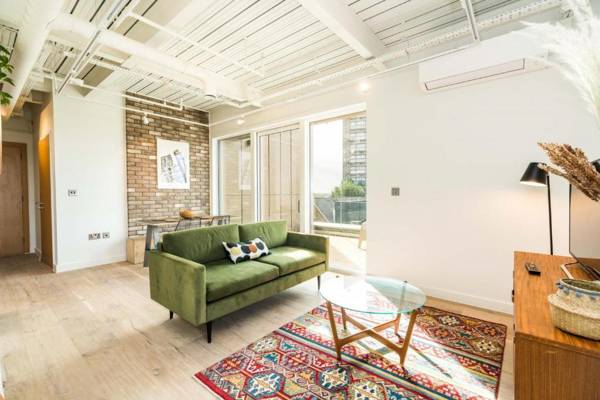 Luxury 2BD Flat wTerrace and Amazing Views