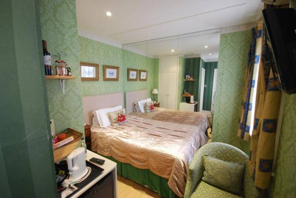 The Leonard Hotel