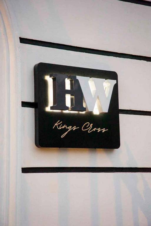 Howard Winchester Hotel