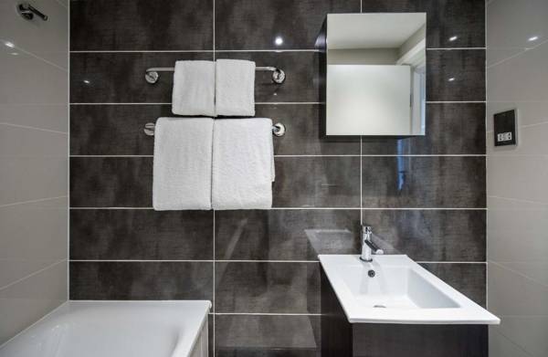 Holiday Inn London Kensington High St. an IHG Hotel