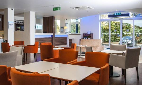 Holiday Inn Express London - Vauxhall Nine Elms an IHG Hotel