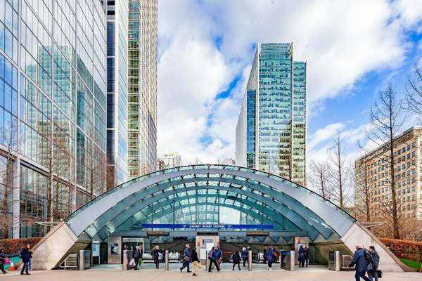 Lanterns Court Serviced Apartments by TheSqua.re