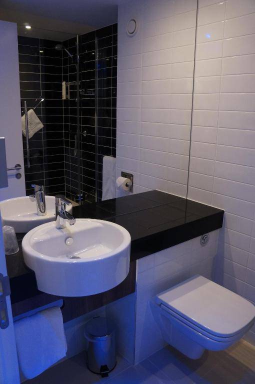 Holiday Inn Express Earls Court an IHG Hotel