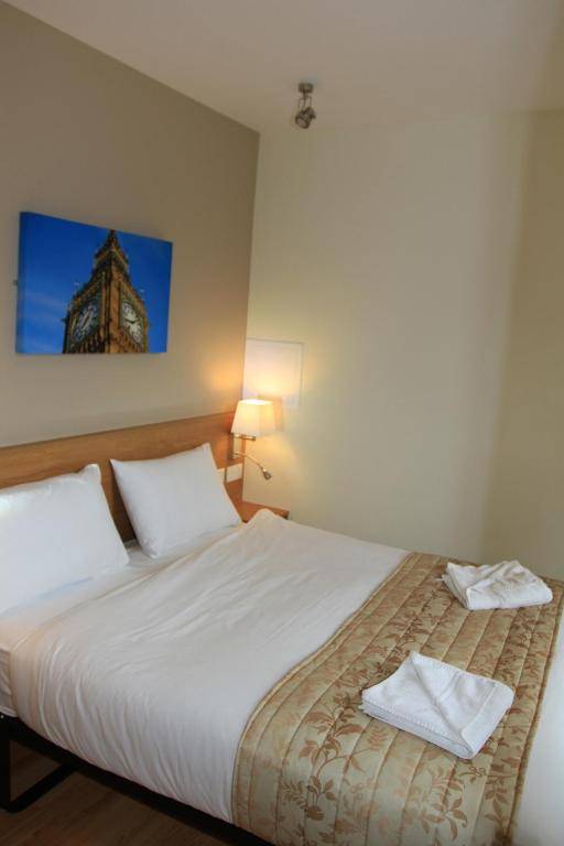 Kings Cross Inn Hotel