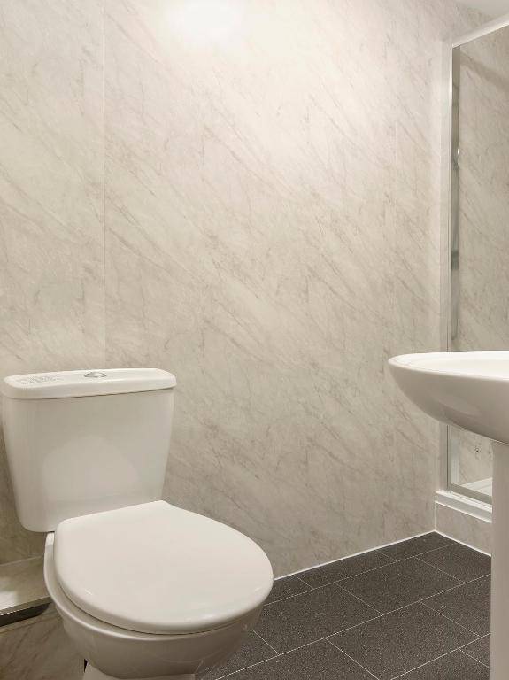 OYO Townhouse Apollo