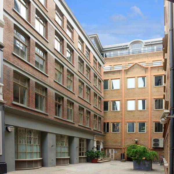 Crane Court by City2Stay