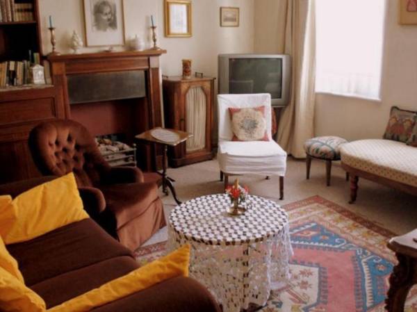 A Home To Rent at Victoria - The Belgravia Apartment