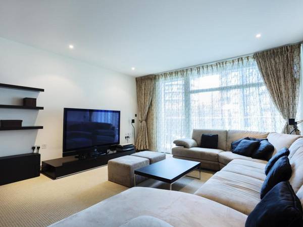 Veeve - Luxury 2 Bedroom Apartment - Chelsea Bridge Wharf