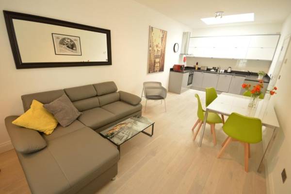 St Anne's Court