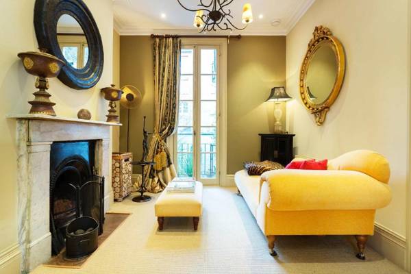 Veeve - Townhouse By The River