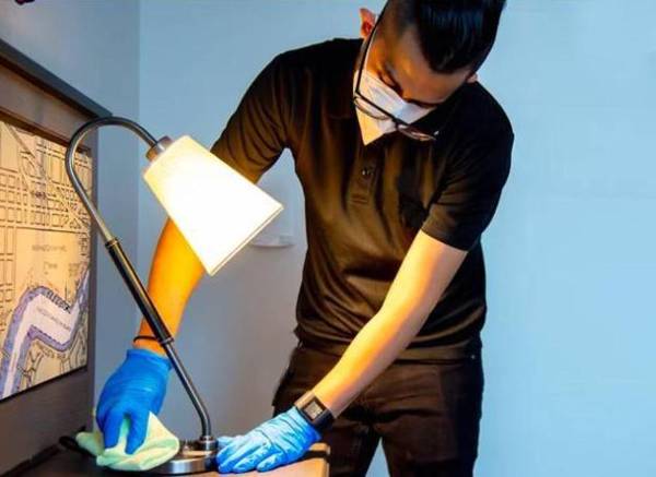 AWESOME LEICESTER SQ! Fashion Flat for Theatre Families and Happy Friends