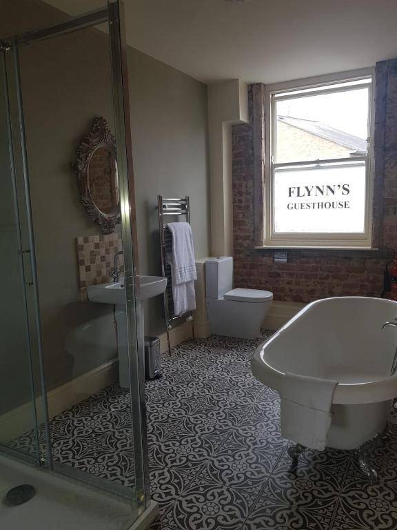 The Crown Pub & Guesthouse