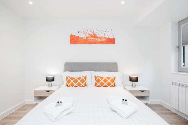 Stayo New Compton Street