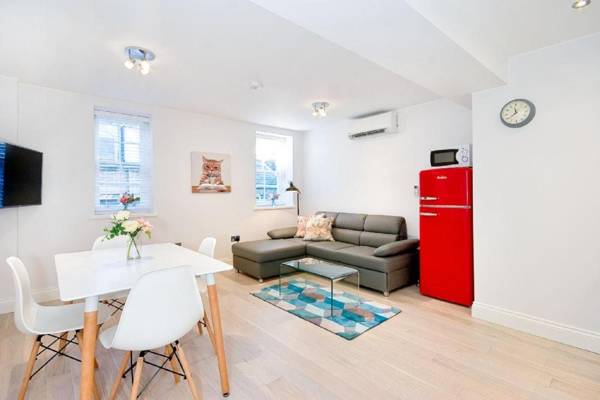 Eldon Chambers Flat 1