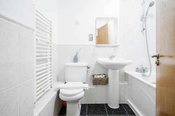 WelcomeStay Vauxhall St Georges Wharf 2 Bedroom Apartment