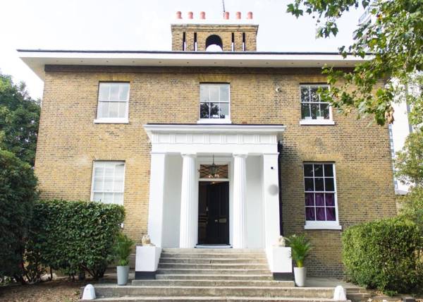 Luxury Canary Wharf Apartment with Parking
