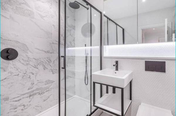 Royal Kensington Penthouse IX- 3 bed