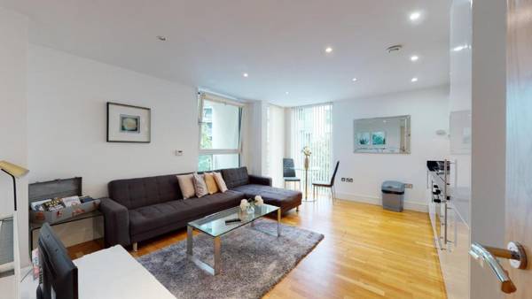 Spacious Serviced Apartments Canary Wharf