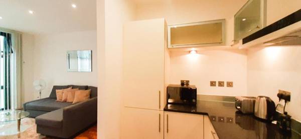 South Quay Apartments Canary Wharf
