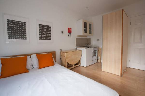 Thirsk Road Studios by EveryWhere to Sleep London