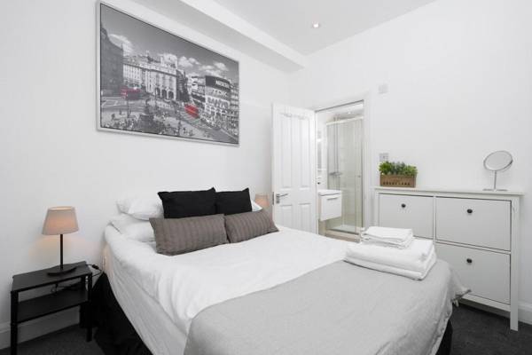 BRANDNEW! 2 BEDR/3 BEDS/25 BATH/ BEST LOCATION!!