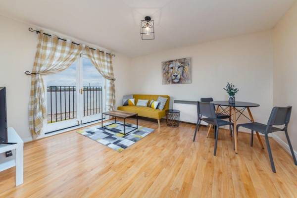 Suites by Rehoboth - Thames View 23 - Woolwich