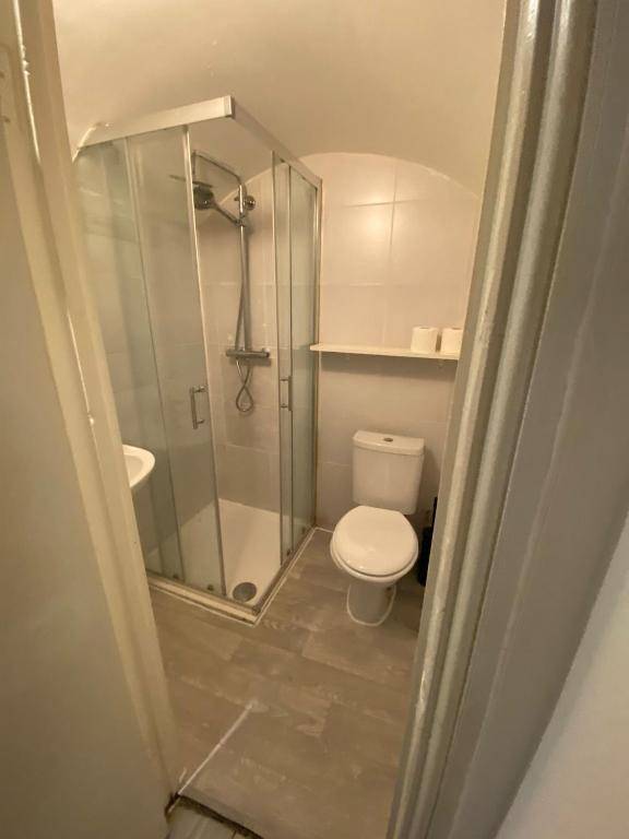 F24- Basement Single Studio Near Paddington