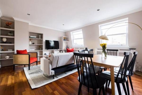 The Chelsea Corner - Stylish 2BDR with Rooftop Terrace
