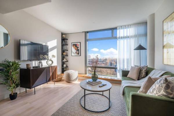 The Parliament View Escape - Modern 1BDR with View