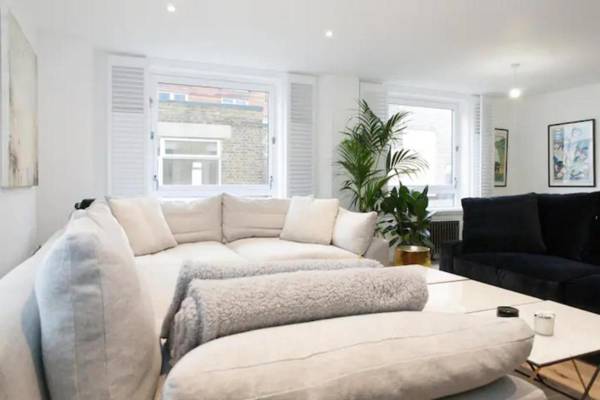 Stunning Newly Refurbished 2BD Shoreditch Flat