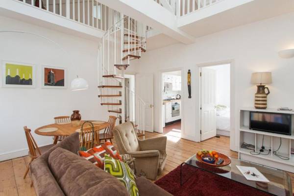 Large Shoreditch 2DBL bed loft apt