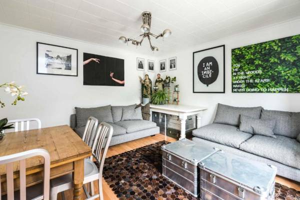 Super 1 Bed Flat Hoxton Zone 1