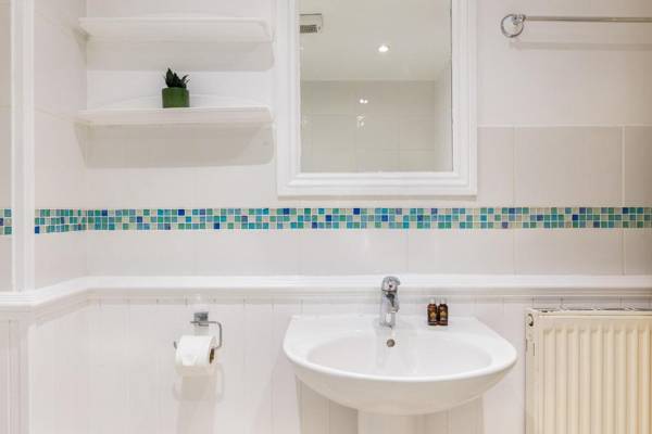 The Hammersmith Flats