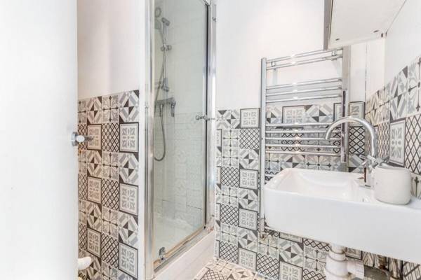 The Primrose Apartments