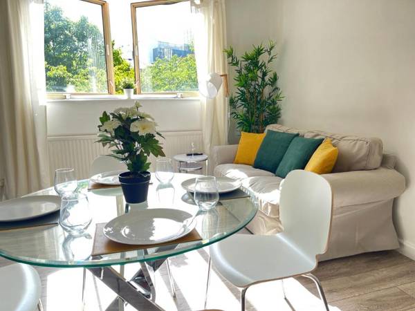 City Haven King En-suite & Double Room & Parking