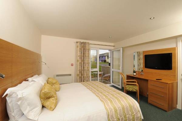 Croyde Bay Hotel or Self Catering