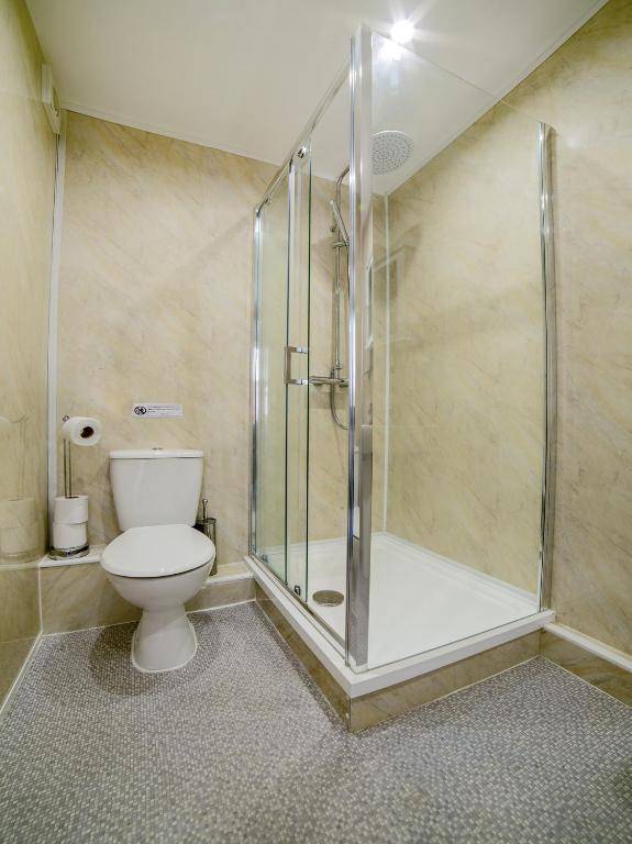 Diamonds Villa near York Hospital